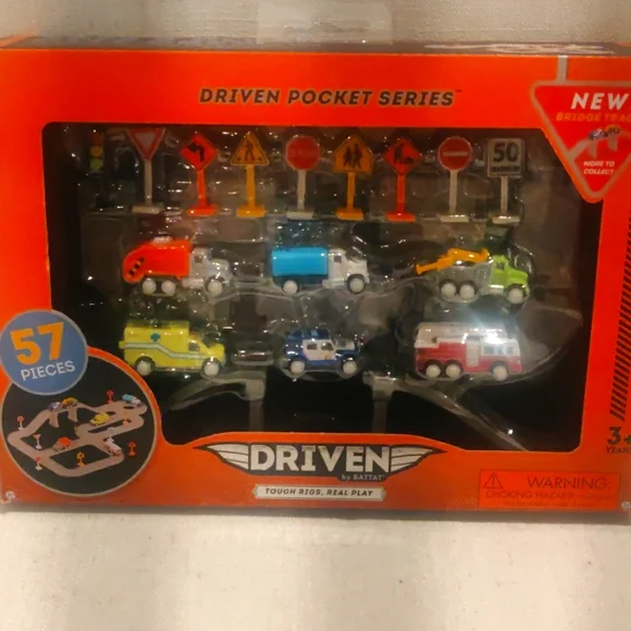 DRIVEN By Battat – Playset Taxi Et Accessoires – 7 Pièces – Gratte-ciels, Rampes, Ascenseur – Dès 3 Ans